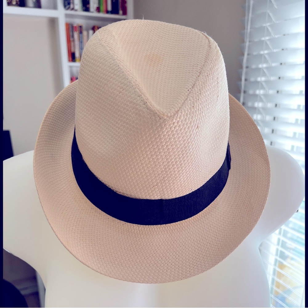 Unisex Fedora Hat - Perfect for Travel!